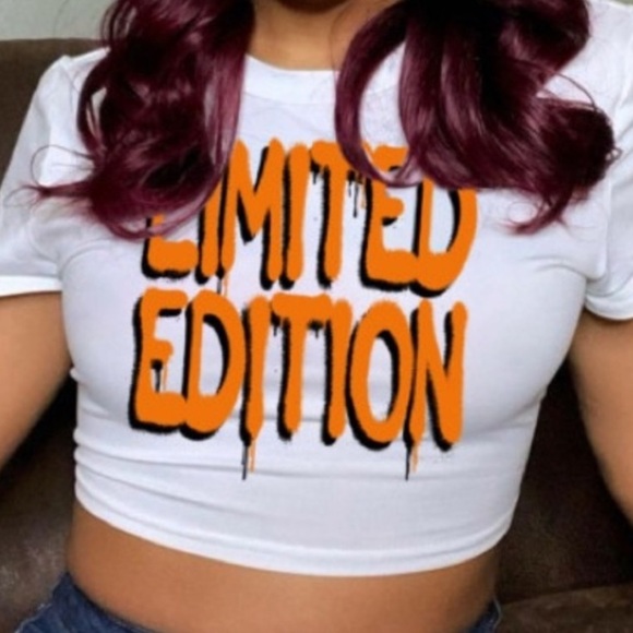 💋LIMITED EDITION Short Sleeve Crop T-Shirt ❌Last 1❌ - Picture 2 of 2